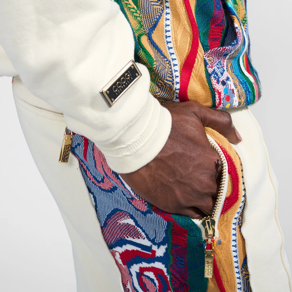 COOGI Sweater Pieced Fleece Jogger - Classic - Image 3
