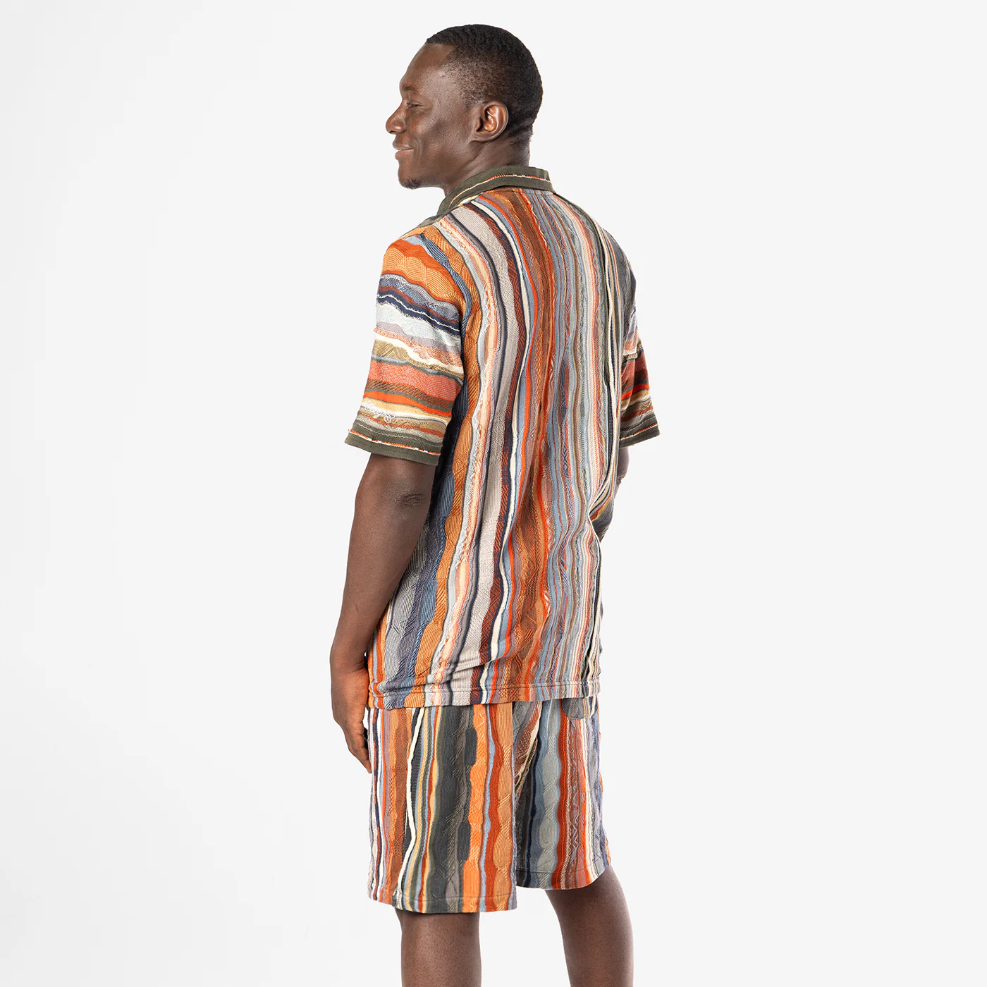New - COOGI Light Weight Sweater Knit shorts in Natural - Image 6