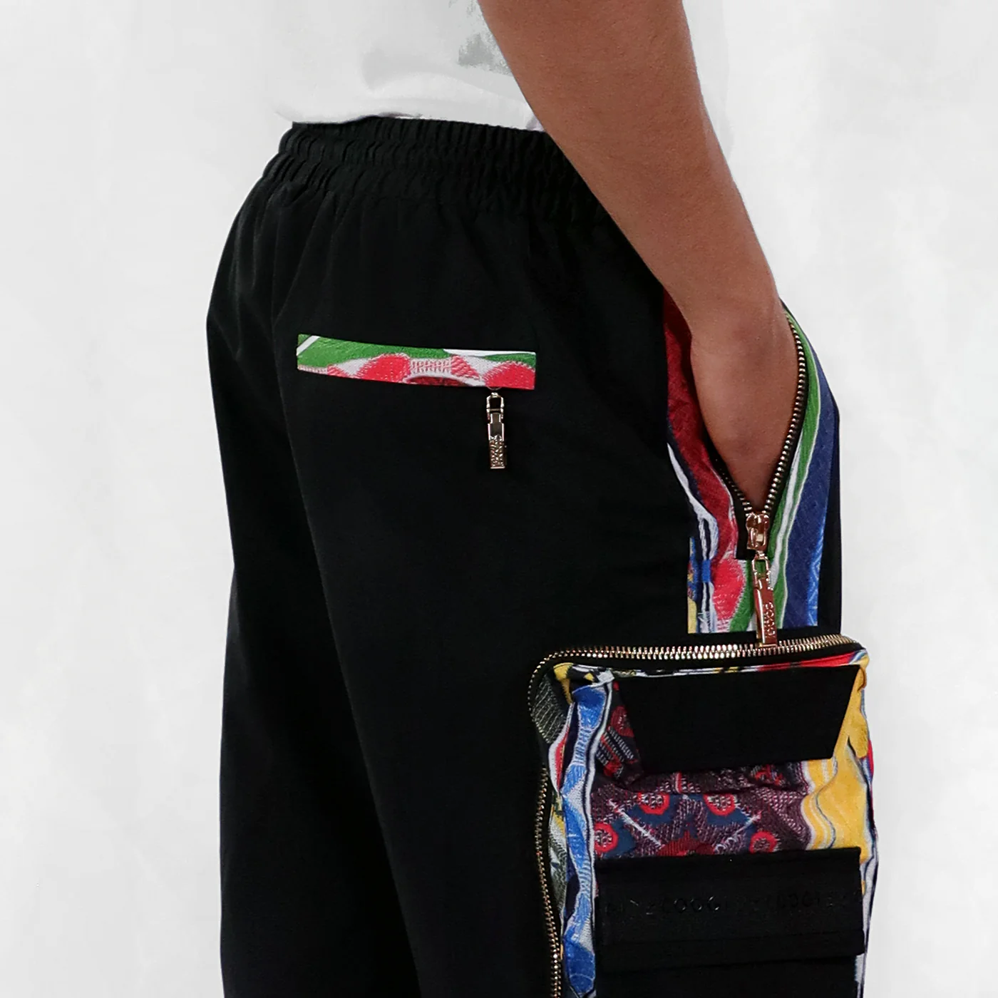 New - COOGI Acadia Print Pants - Image 6