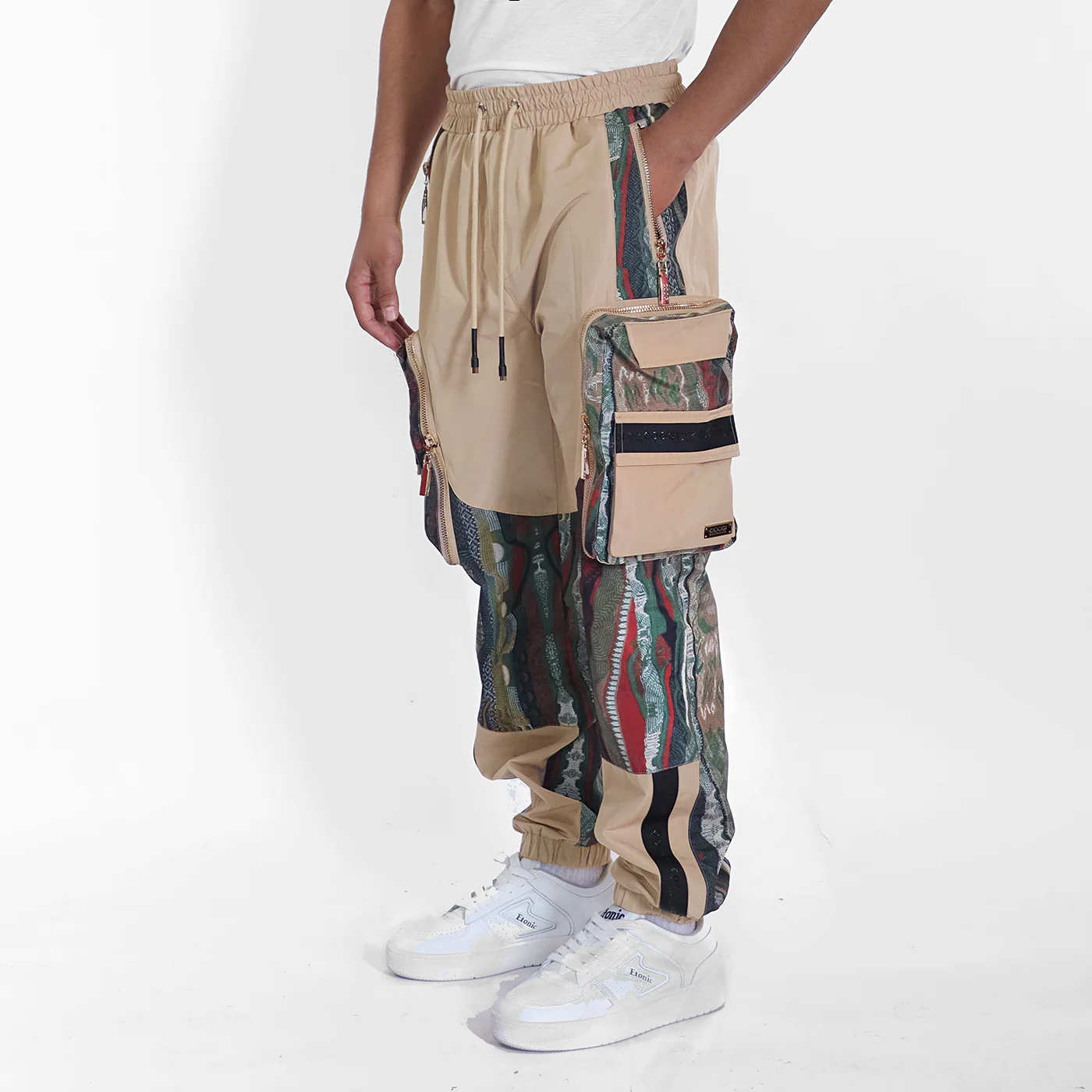 New -COOGI Pacifica Print Pants - Image 3