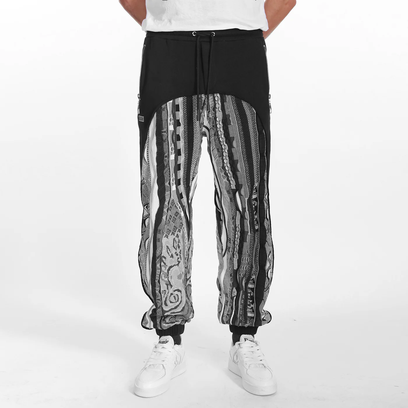 New - COOGI Sweater Pieced Fleece Jogger in Black and Gray - Image 2