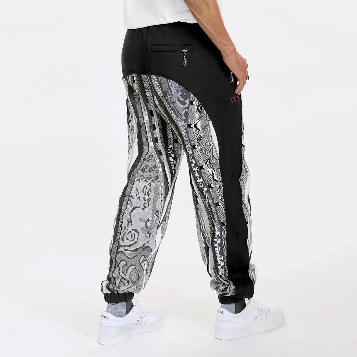 New - COOGI Sweater Pieced Fleece Jogger in Black and Gray - Image 5