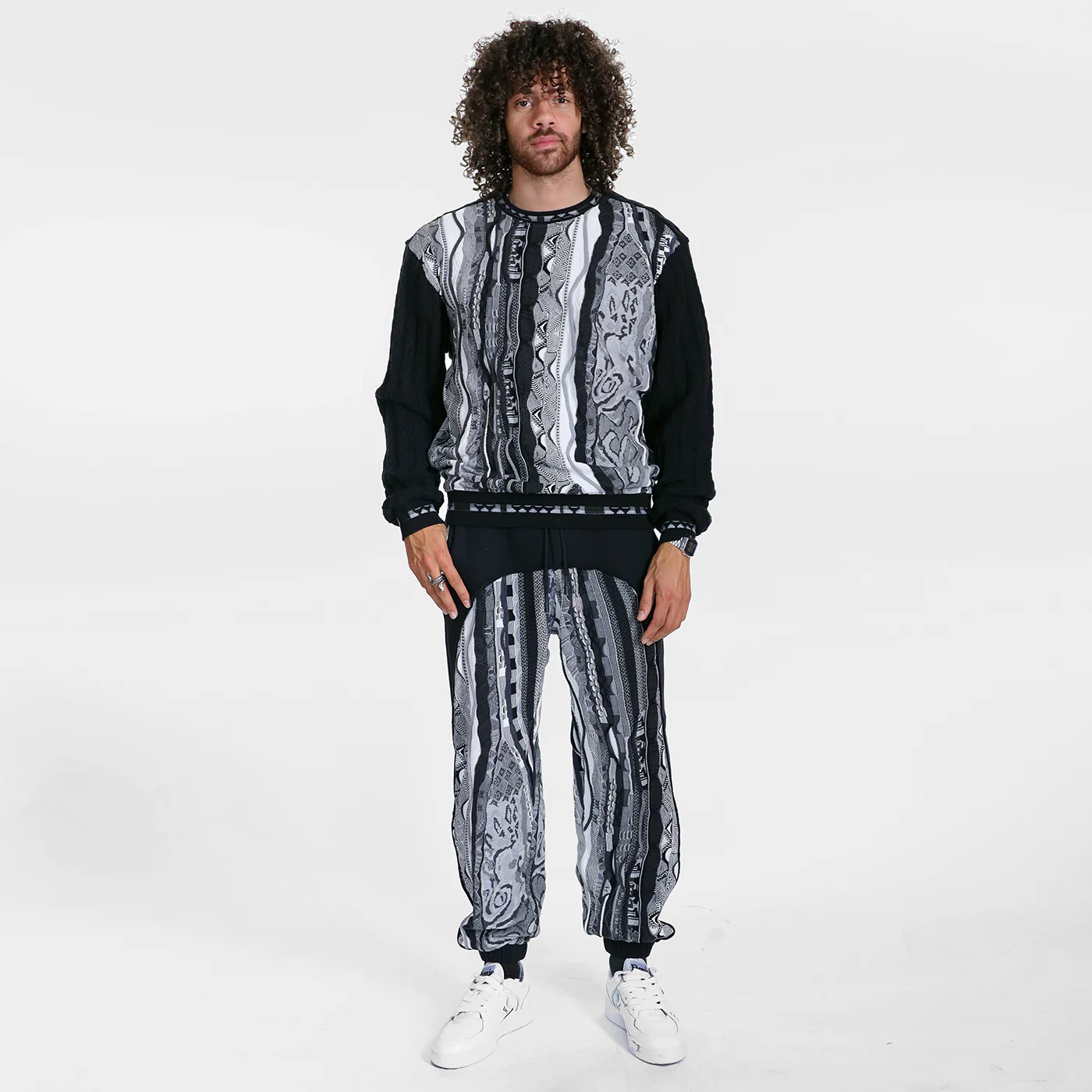 New - COOGI Sweater Pieced Fleece Jogger in Black and Gray - Image 6