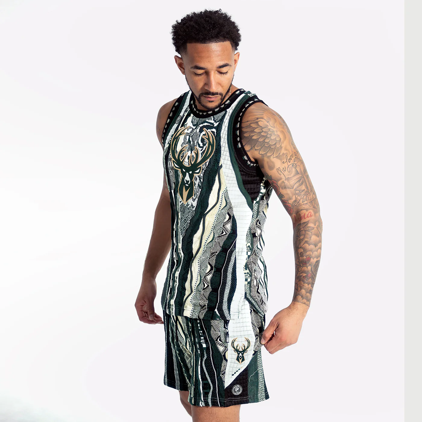 New -COOGI X NBA X Protege -Milwaukee Bucks Sweater Vest - Image 4